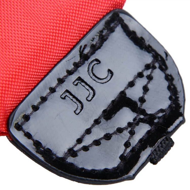 Oranžový plovák na zápěstí s poutkem pro akční kamery