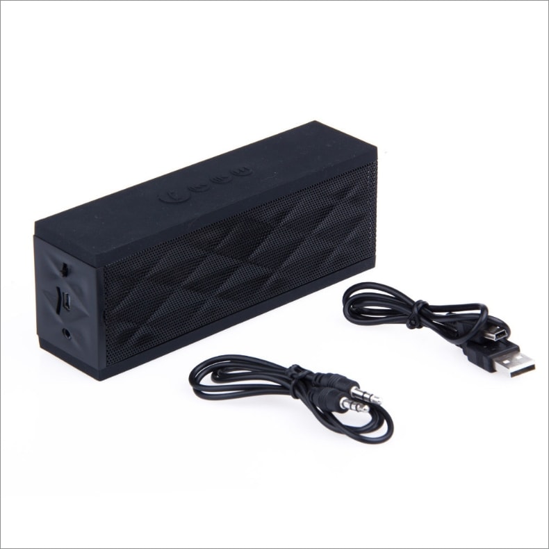 Přenosný outdoorový stereo bluetooh reproduktor